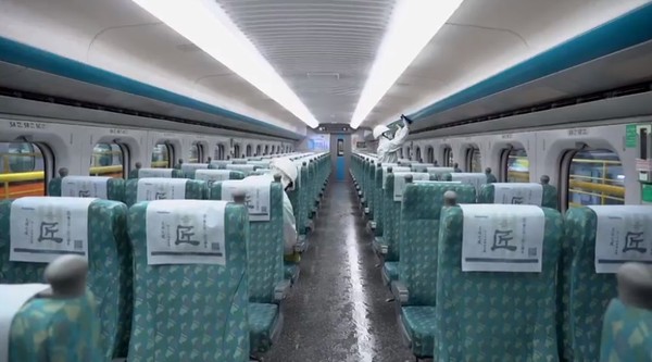 ▲▼高鐵列車深度消毒。（圖／高鐵提供）