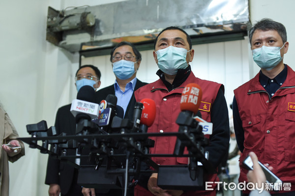 ▲新北市長侯友宜視察移工宿舍防疫。（圖／記者林敬旻攝）