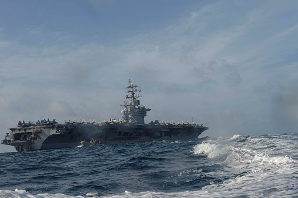 ▲▼德懷特·D·艾森豪號航空母艦,CVN-69,USS Dwight D. Eisenhower,航母。（圖／路透社）