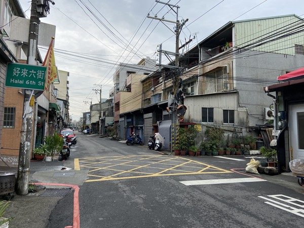 ▲台中市大里區出現戀態露鳥男，警方在8小時內逮捕。（圖／里長提供）