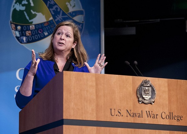 ▲▼Abigail Disney,迪士尼,無薪假。（圖／cc 2.0  by flicker:U.S. Naval War College）