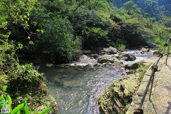 ▲姜子寮絕壁步道。（圖／可大王愛旅行提供，請勿隨意翻拍，以免侵權）