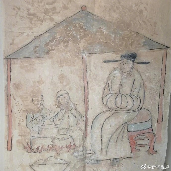 ▲內蒙古赤峰農民修路發現的遼代壁畫墓內畫作。（圖／翻攝新華視點）