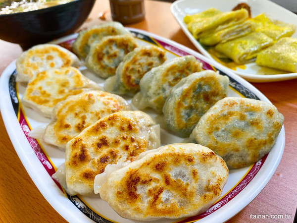 ▲▼餃子鮮.專賣店。（圖／台南好Food遊提供）