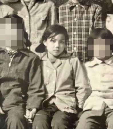 ▲微博上有網友曝光了王菲12歲時的照片。（圖／翻攝微博）