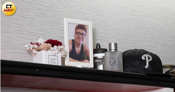 阮聖翔自幼貼心乖巧，從不埋怨因吸毒而忽略家庭的父親，他的離世也是阮橋本最深的遺憾。（圖／張文玠攝）