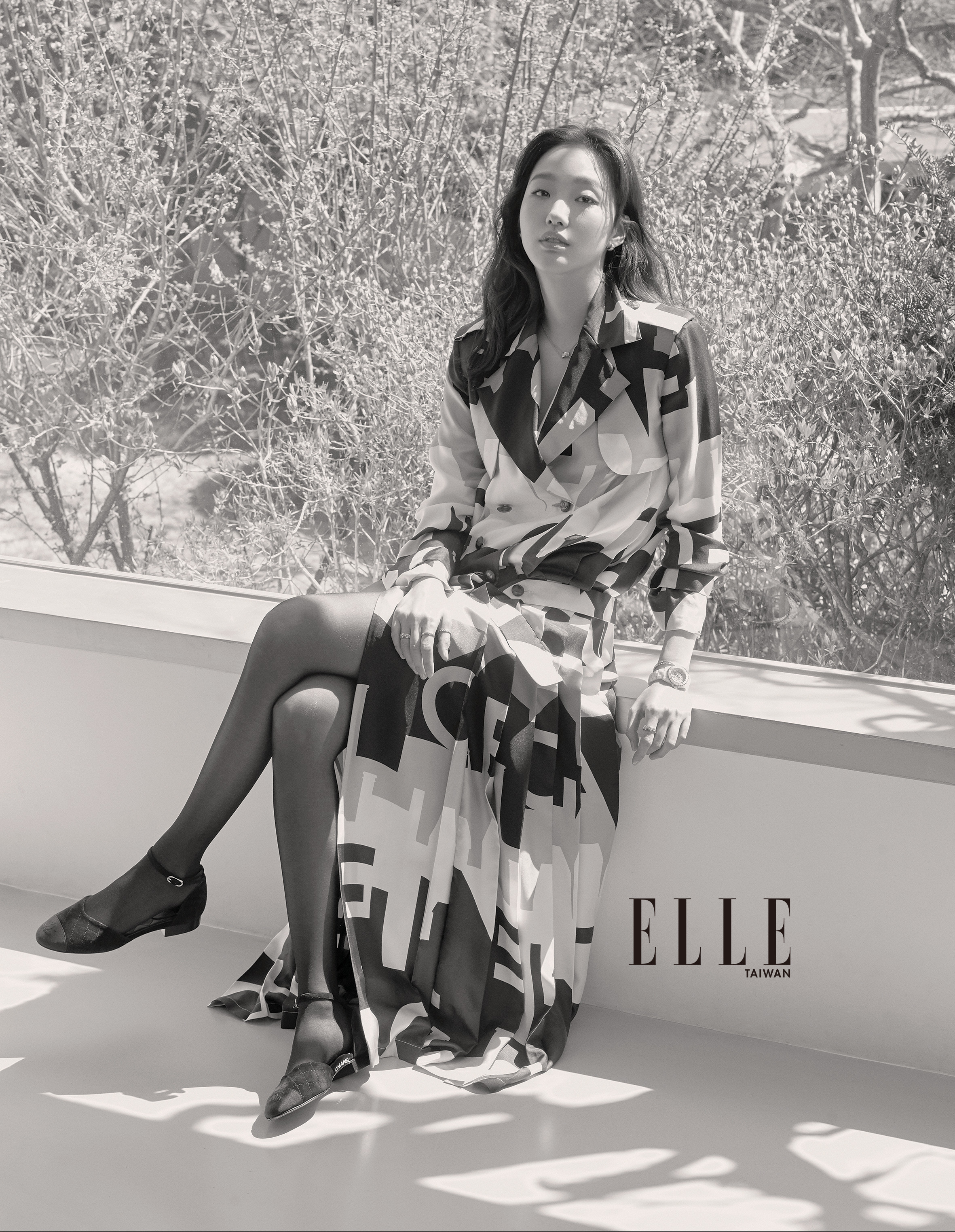 ▲▼ 金高銀拍ELLE封面           。（圖／ELLE雜誌提供）