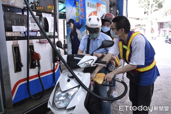 ▲產油國沙國6月加碼減產，台灣中油宣佈下周國內汽、柴油零售價格將再度調漲。（圖／記者湯興漢攝）
