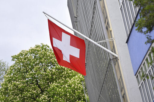 ▲▼          瑞士國旗示意圖   。（圖／達志影像／美聯社）