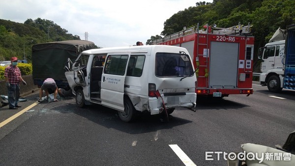 ▲▼國3五車連環撞。（圖／記者陳以昇翻攝）