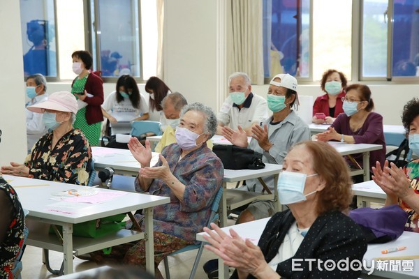 ▲▼東森捐助失智老人基金會-廖副總裁出席。（圖／記者周宸亘攝）