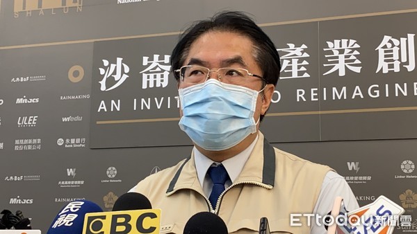▲台南市長黃偉哲說，台南市是不是能不戴口罩，還是要等陳時中部長確實宣布。（圖／記者林悅攝）