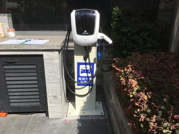 ▲▼台中市政府放寬補助公寓大樓設置電動汽車充電站標準。（圖／台中市政府提供）