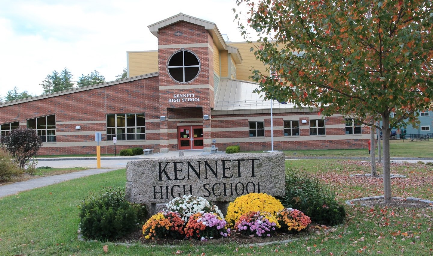 ▲▼ 美國中學將舉辦「高空纜車畢業典禮」。（圖／翻攝自Facebook／Kennett High School- New Hampshire）