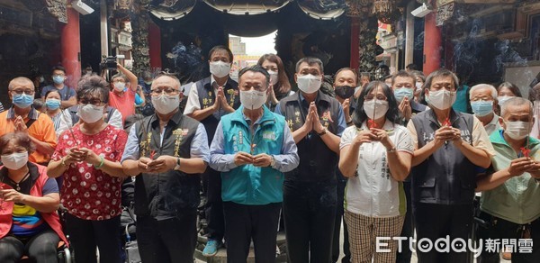 ▲《新港奉天宮志續修》付梓出版 詳載新港媽祖大小事       。（圖／記者翁伊森翻攝）