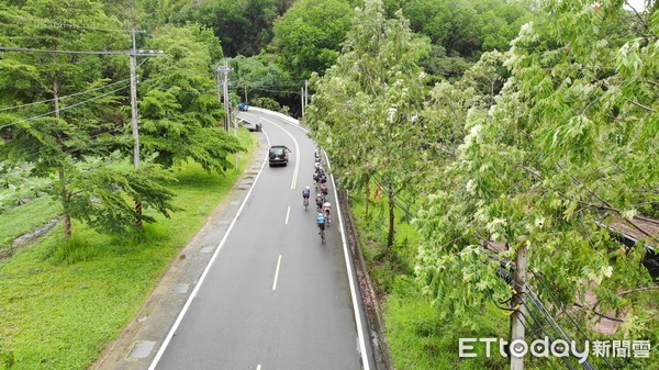 ▲台南市玉井區體育舉辦「2020環南化水庫自行車自我挑戰賽」發生自行車追撞事故，造成3人送醫送醫。 （圖／記者林悅翻攝，下同）