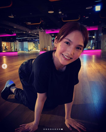 ▲▼楊丞琳。（圖／翻攝自Instagram／rainie77）