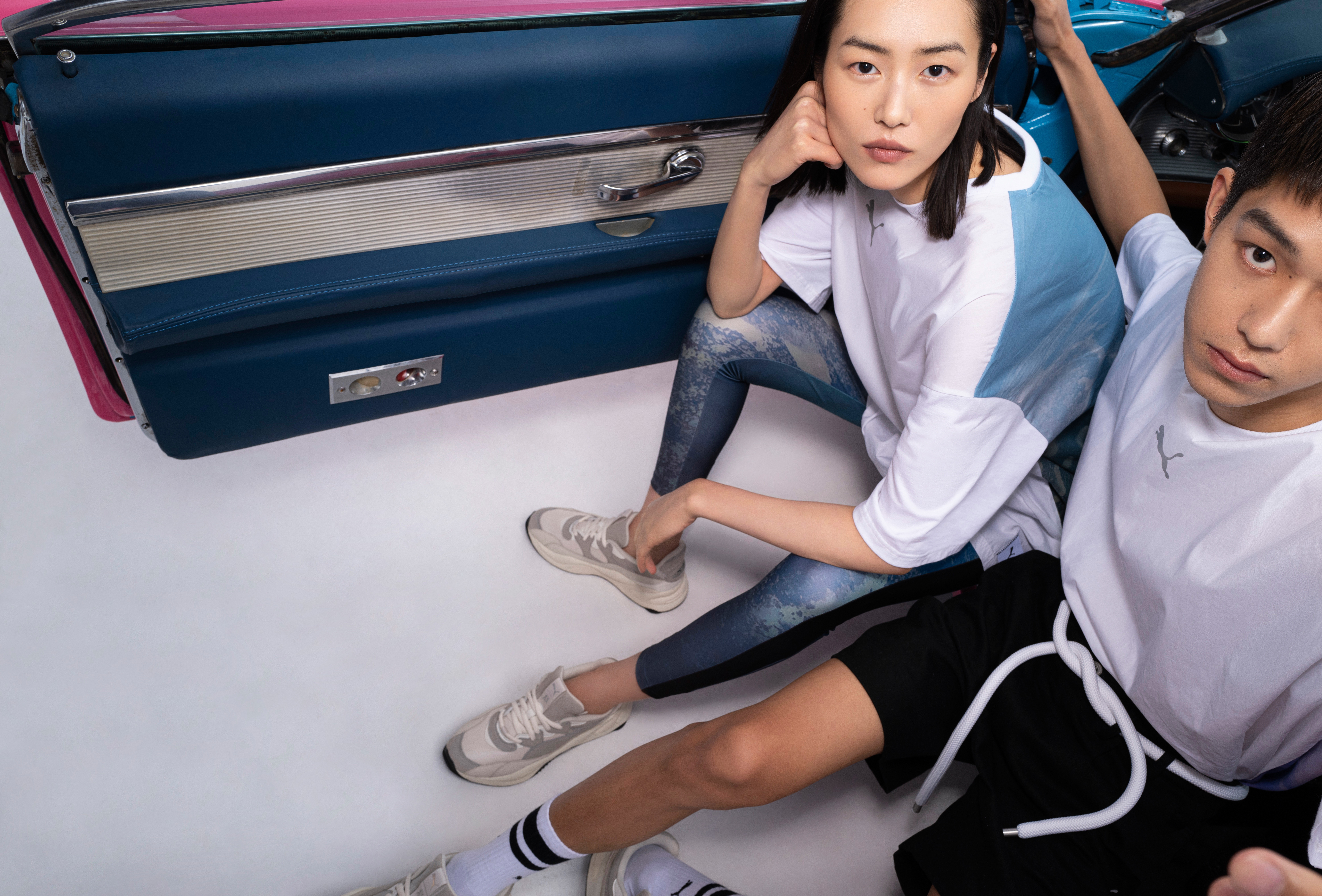 超模刘雯首次联名创作！“梦幻水蓝”运动服超疗愈、鞋底藏惊喜