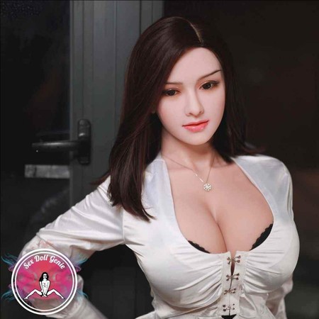 美國矽膠性愛娃娃公司Sex Doll Genie供不應求（圖／翻攝自Sex Doll Genie）