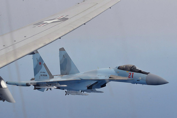 ▲▼俄羅斯Su-35逼近美軍P-8A。（圖／翻攝自美國海軍官網）