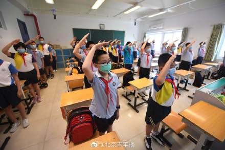 ▲北京40多萬名學生復課。（圖／翻攝自北京青年報，下同）