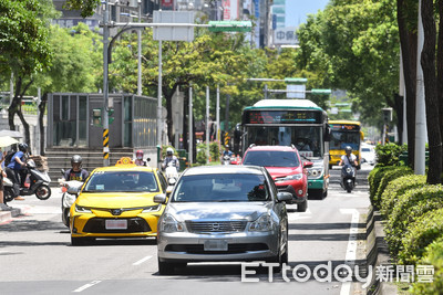 能源署公布年度車輛油耗指南　 3款車最省油出爐