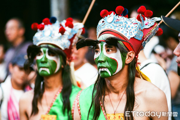 ▲▼艋舺青山宮青山王祭典,宗教信仰,祭祀,傳統習俗,艋岬大拜拜,遶境,暗訪,八家將,陣頭,藝文活動,藝文工作者,宗教團體。（圖／記者李毓康攝）