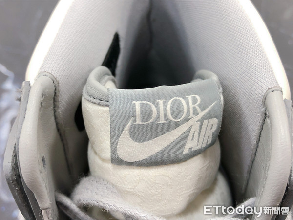 ▲AIR DIOR Air Jordan球鞋。（圖／記者林明瑋攝）