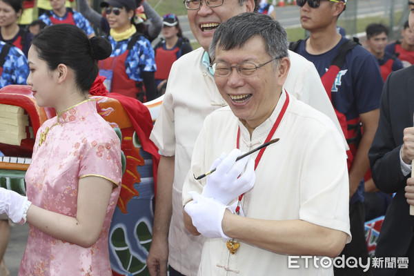 ▲▼柯文哲出席水岸台北2020端午嘉年華-龍舟點睛暨祭江大典。（圖／記者黃克翔攝）