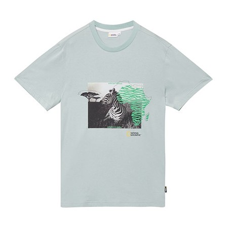 ▲GREEN TEE系列採用春夏大地色彩設計，率性的表現出潮人「綠色態度」。（圖／摩曼頓提供）