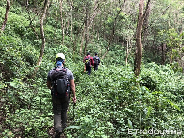 ▲營救登山失聯的屏安醫院副院長，屏東縣議員鄭清原懸賞200萬元             。（圖／記者陳崑福翻攝）