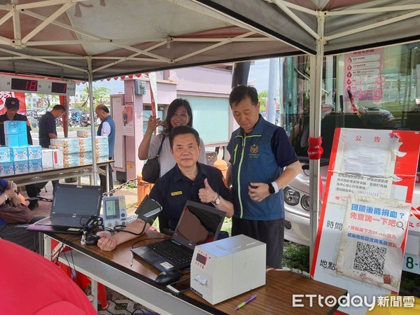▲為慶祝2020年警察節，台南市警五分局舉辦捐血活動，希望藉此活動拋磚引玉，讓警察節更具意義。（圖／記者林悅翻攝，下同）