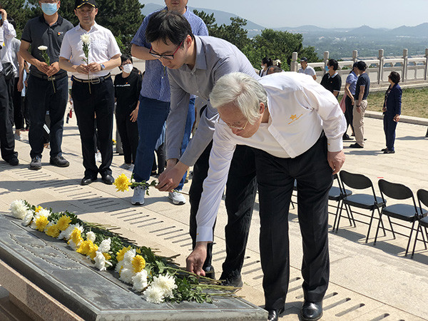 ▲▼潛台共諜70年前在馬場町被處決　後代齊聚紀念「盼祖國早日統一」。（圖／翻攝《澎湃新聞》）