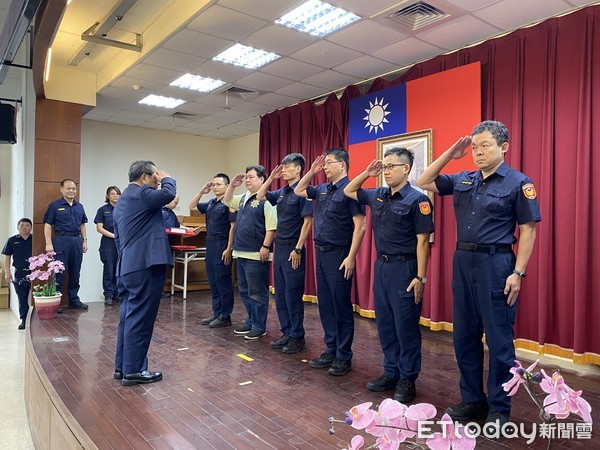 ▲ 慶祝警察節！瑞芳警分局治安交通成績亮眼 警友會表揚績優員警。（圖／記者郭世賢翻攝）