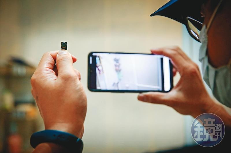 友達主管潛香閨裝 Wifi針孔 用手機看正妹同事洗澡她換燈泡才知被拍1個月 Ettoday社會新聞 Ettoday新聞雲