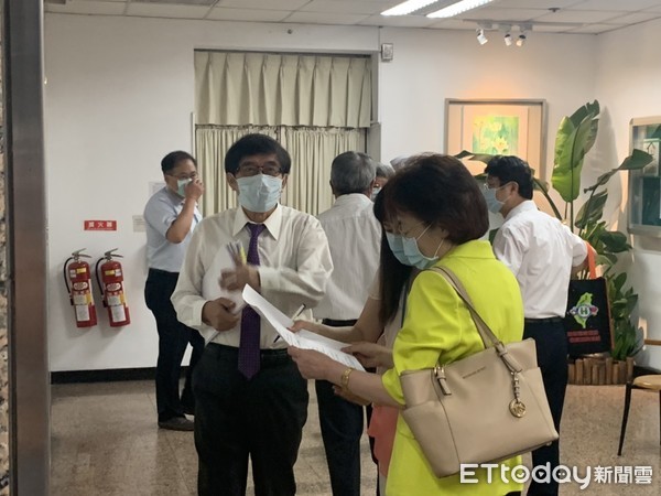 新聞 醫材新制爭議 心臟學會表態反對 健保署開會未告知是討 Gossiping板 Disp s