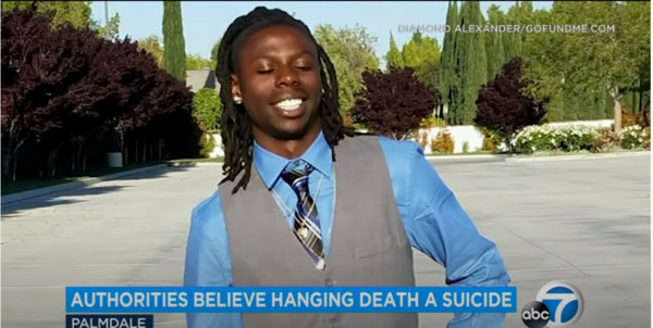 ▲▼加州黑人青年富勒（Robert Fuller）在市政廳外上吊，再度引發民眾怒火。（圖／翻攝自ABC7 YouTube）