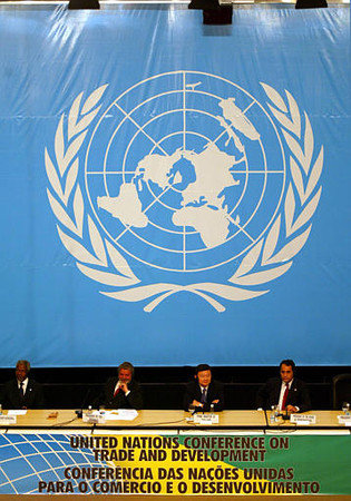 ▲▼ 聯合國貿易和發展會議（UNCTAD）表示，第二季國際貿易將下降27％，今年的降幅將為20％。（圖／達志影像／美聯社）