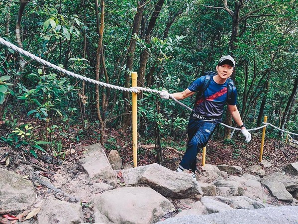 林俊傑最近一得空，也外出爬山，展開健康生活。（翻攝自林俊傑IG）