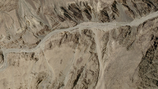 ▲▼16日的加勒萬河谷（Galwan Valley）衛星空拍圖。（圖／路透）