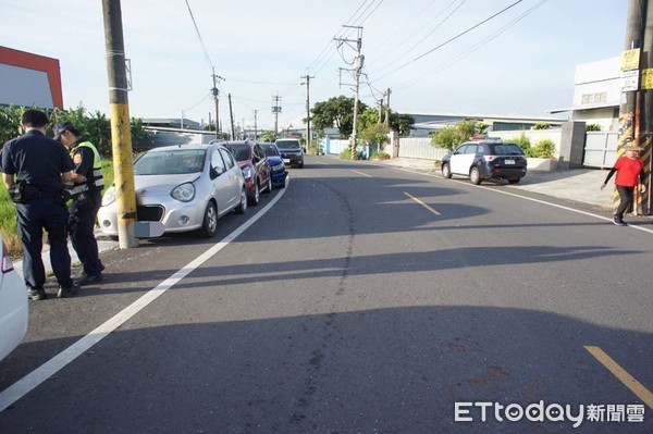 ▲大寮發生一起貨車追撞3車意外，肇事車主落跑，監視器全都錄             。（圖／記者吳奕靖翻攝）