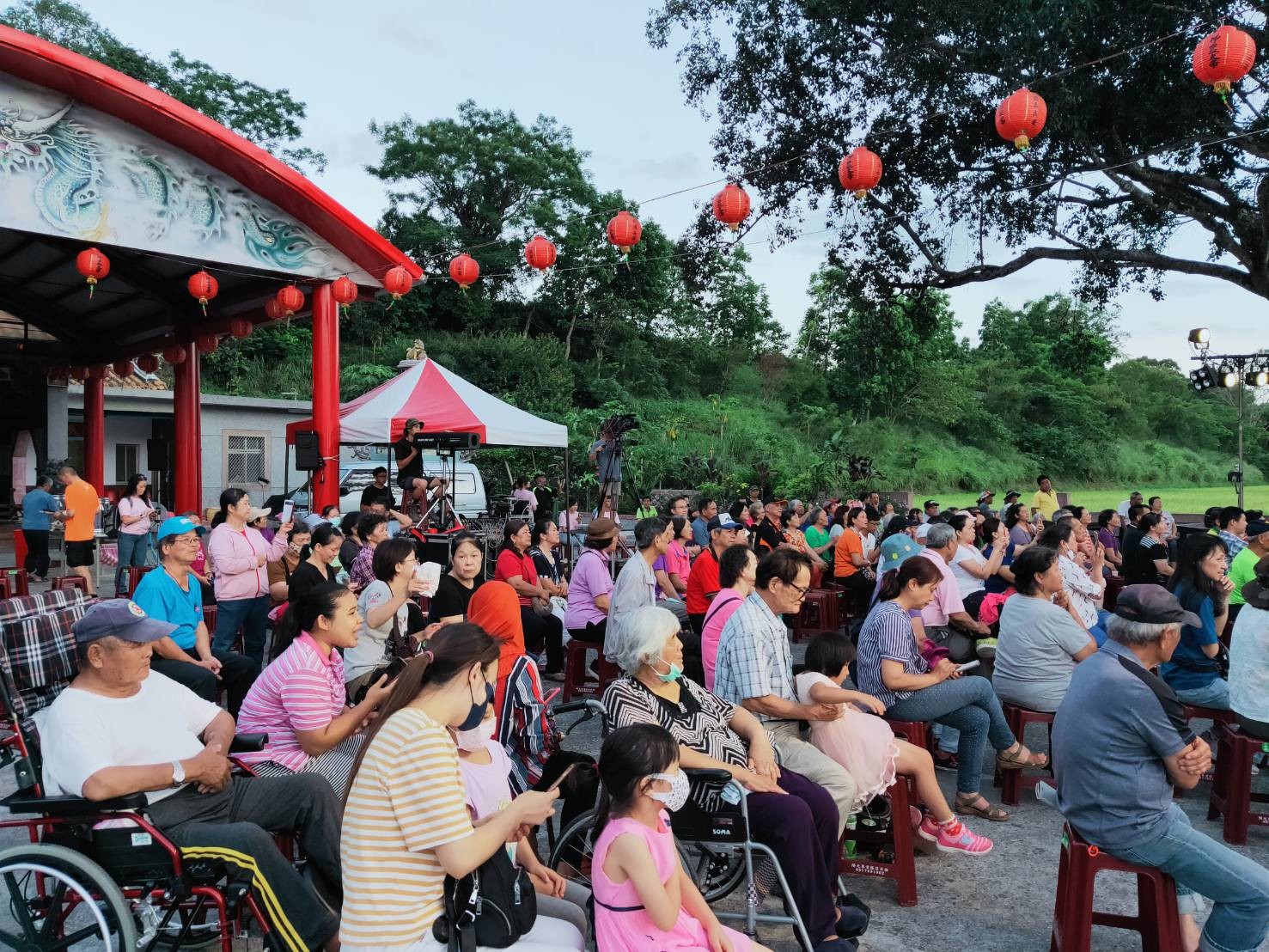 愛您愛鄰 憶曲來台東音樂會 首發康弘 向娃等high翻全場 Ettoday地方新聞 Ettoday新聞雲