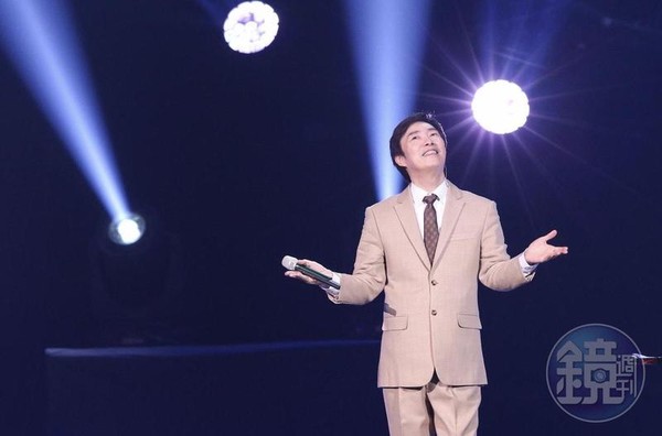 費玉清退出歌壇後，經典歌曲〈一剪梅〉卻在歐美爆紅。（資料照）