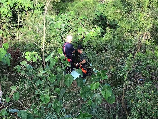 ▲彰化與南投交界風港平台近日發生2起民眾墜谷事件。（圖／記者唐詠絮翻攝）