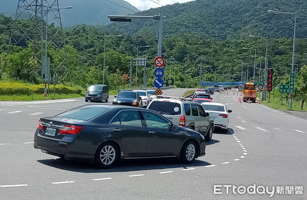 ▲▼端午連假收假日大車潮湧現！　蘇花路廊28日上午7時北上最高量達644輛/小時。（資料照／記者游芳男翻攝，下同）