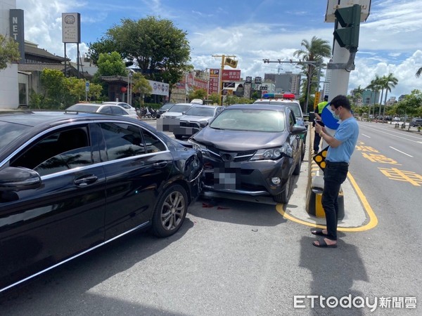 ▲▼台南安平自小客車追撞死亡車禍。（圖／記者林悅翻攝）