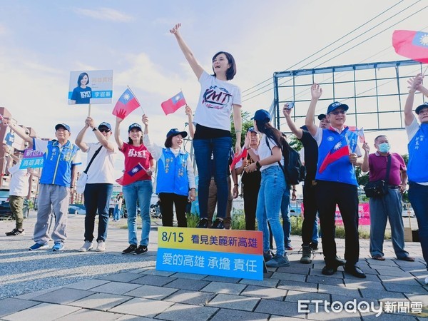 ▲▼李眉蓁岡山拜票             。（圖／記者洪正達翻攝）