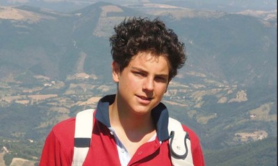 死去的15歲義大利男孩引發奇蹟　梵諦岡擬封他為「網路聖人」