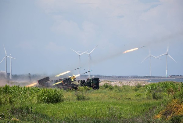 ▲▼陸軍雷霆2000火箭射擊。（圖／國防部提供）