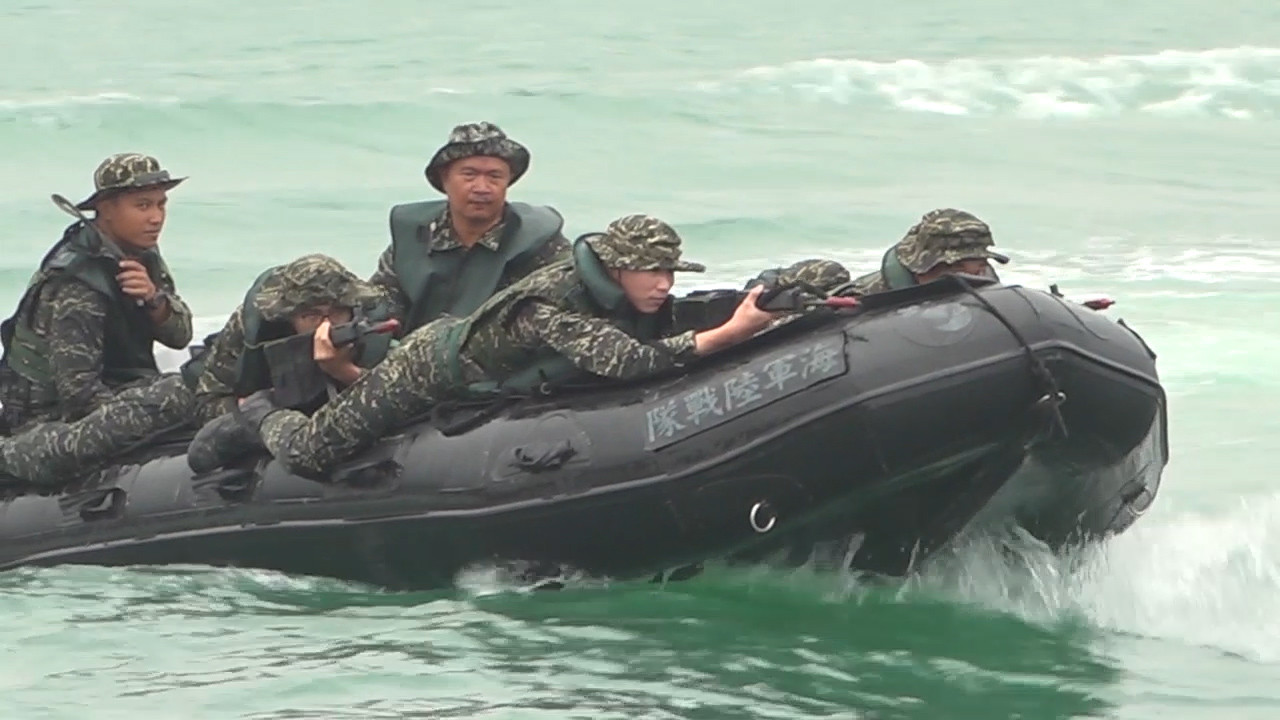 海軍陸戰隊初判 瞬間湧浪過大 海象驟變釀舟艇翻覆意外 Ettoday政治新聞 Ettoday新聞雲